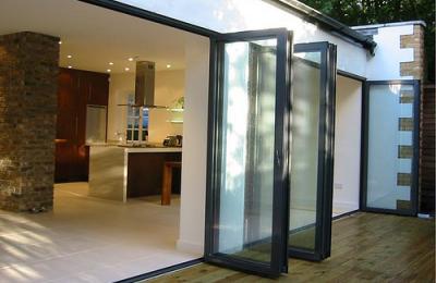 Contemporary aluminium bi-fold doors